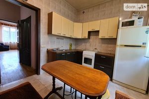 Продается 2-комнатная квартира 53 кв. м в Житомире