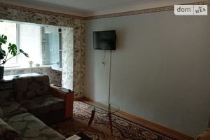 Продается 1-комнатная квартира 32 кв. м в Днепре