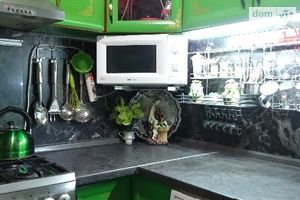 Здається в оренду кімната 68 кв. м у Києві