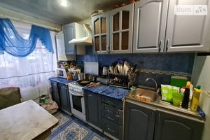 Продается 3-комнатная квартира 64 кв. м в Кропивницком