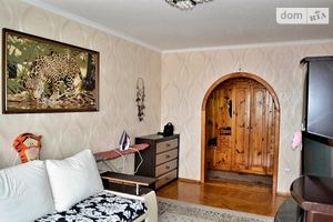 Сдается в аренду 3-комнатная квартира 67 кв. м в Ровно
