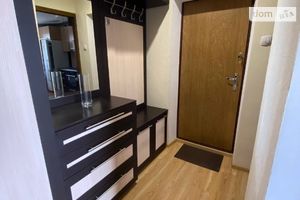 Продается 3-комнатная квартира 67.55 кв. м в Кропивницком