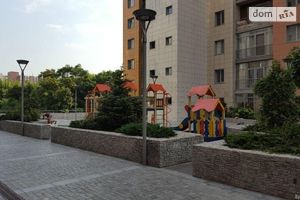Продается 4-комнатная квартира 126 кв. м в Днепре