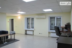 Сдается в аренду офис 157 кв. м в нежилом помещении в жилом доме