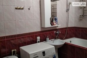 Продается 3-комнатная квартира 63 кв. м в Казатине