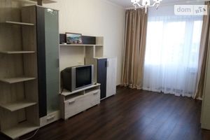 Сдается в аренду 1-комнатная квартира 33 кв. м в Днепре