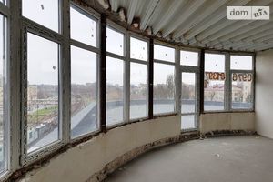 Продається приміщення вільного призначення 36 кв. м в 5-поверховій будівлі