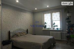 Продается 2-комнатная квартира 66.74 кв. м в Киеве