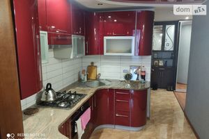 Продается 4-комнатная квартира 79 кв. м в Хмельницком
