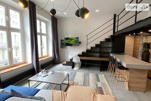 Продається 2-кімнатна квартира 58 кв. м у Львові