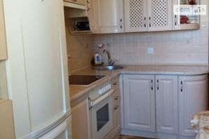 Сдается в аренду 1-комнатная квартира 42 кв. м в Тернополе