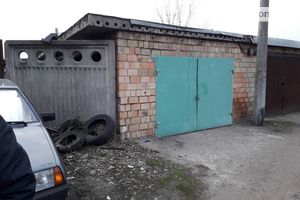 Продается отдельно стоящий гараж под легковое авто на 24 кв. м