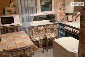 Продается 2-комнатная квартира 47 кв. м в Днепре