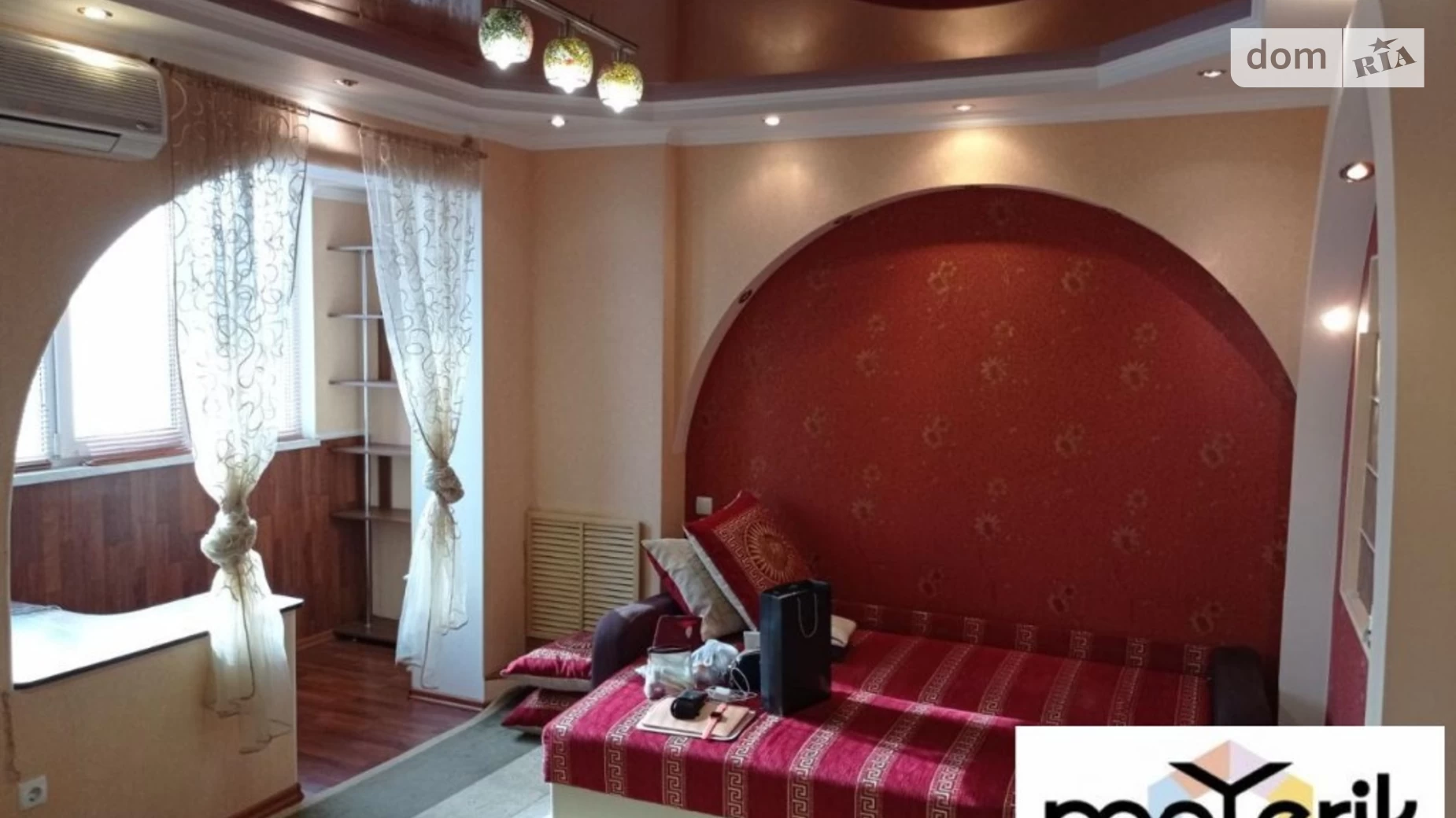 Продається 1-кімнатна квартира 40 кв. м у Одесі, вул. Академіка Сахарова