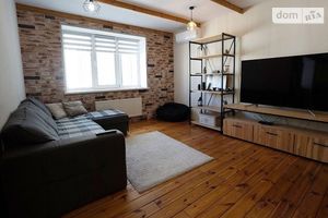 Продается 1-комнатная квартира 47.8 кв. м в Вышгороде