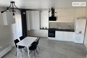 Сдается в аренду 2-комнатная квартира 58 кв. м в Ровно