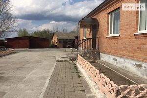 Продается одноэтажный дом 200 кв. м с садом