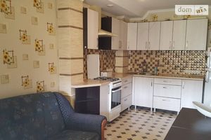 Продается 2-комнатная квартира 72 кв. м в Одессе