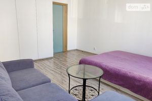 Продается 2-комнатная квартира 64 кв. м в Киеве