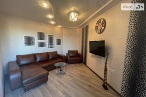 Сдается в аренду 1-комнатная квартира 38 кв. м в Полтаве