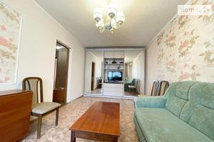 Продается 2-комнатная квартира 46 кв. м в Днепре