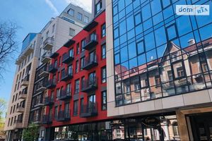 Продается 2-комнатная квартира 95.44 кв. м в Одессе