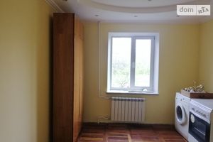 Продается 2-комнатная квартира 48 кв. м в Ровно