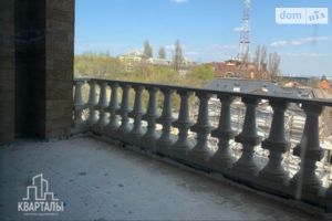 Продается 3-комнатная квартира 199.3 кв. м в Киеве