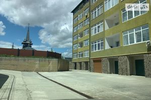 Продается отдельно стоящий гараж под легковое авто на 233 кв. м