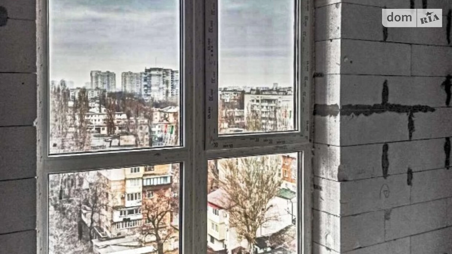 Продается 2-комнатная квартира 66 кв. м в Одессе, пер. Среднефонтанский