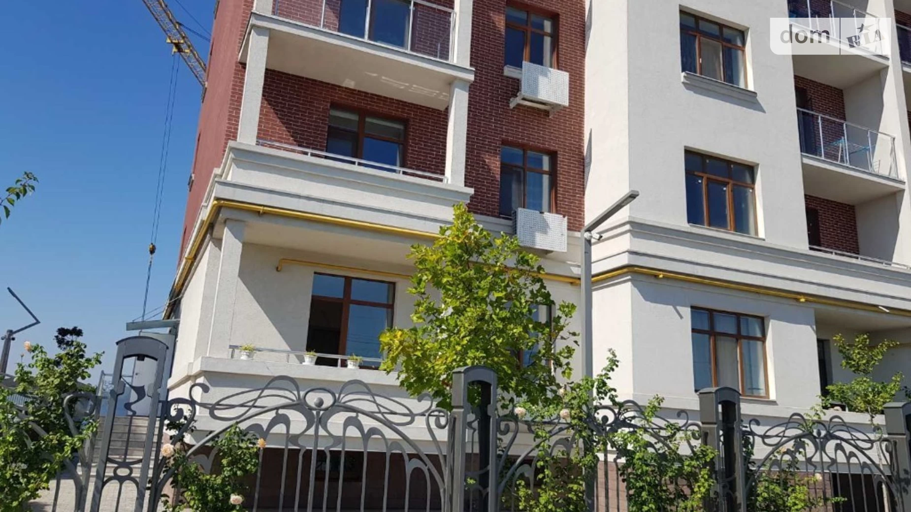 Продается 3-комнатная квартира 85 кв. м в Одессе, ул. Трамвайная