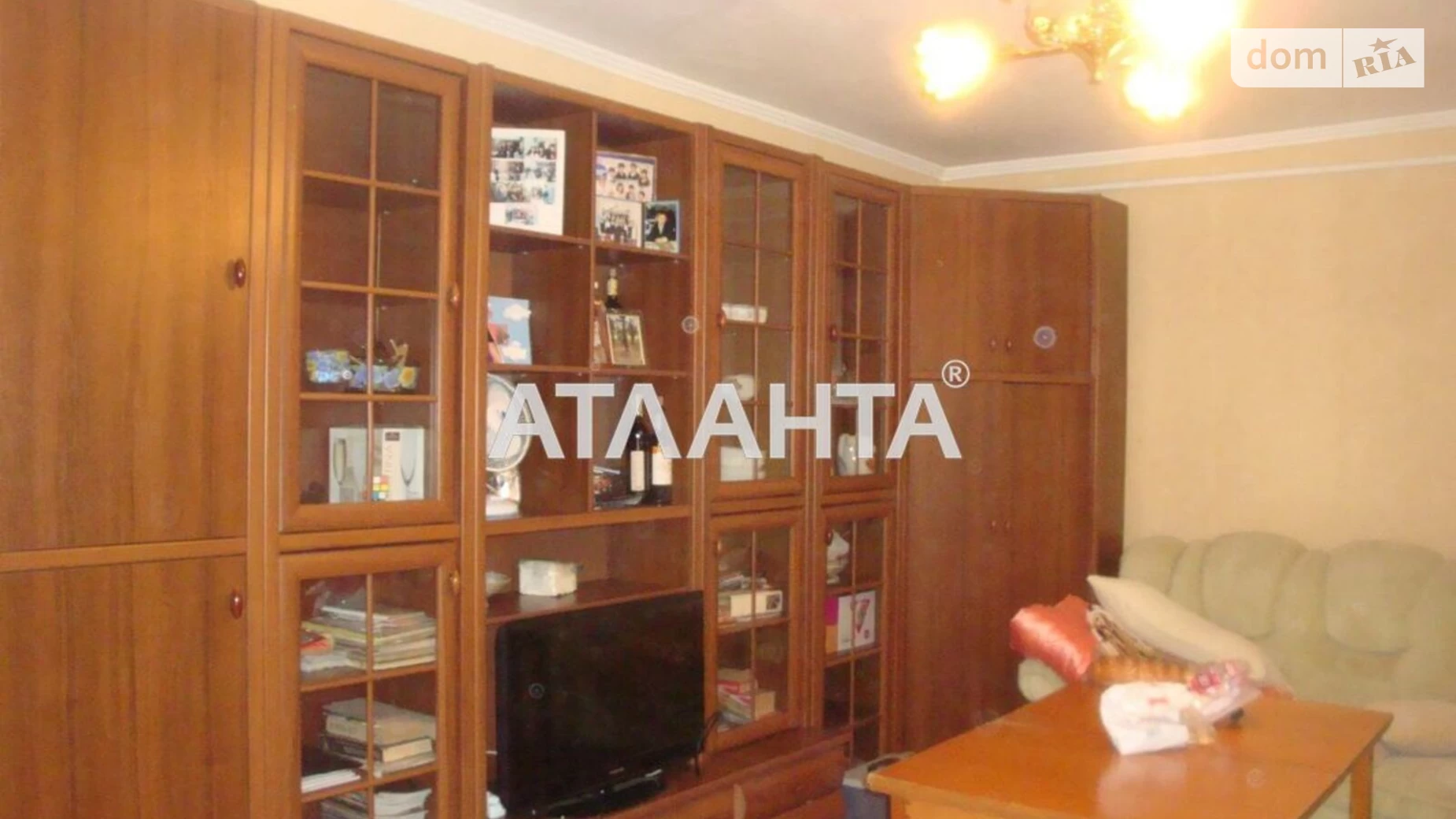Продається 3-кімнатна квартира 73.2 кв. м у Чорноморську, вул. Миру(Леніна) - фото 2
