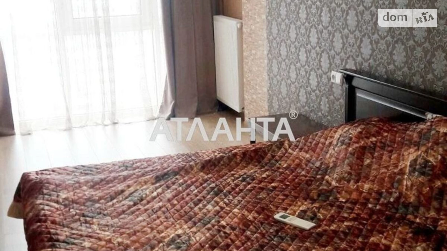 Продається 1-кімнатна квартира 49 кв. м у Одесі, плато Гагарінське, 5Б