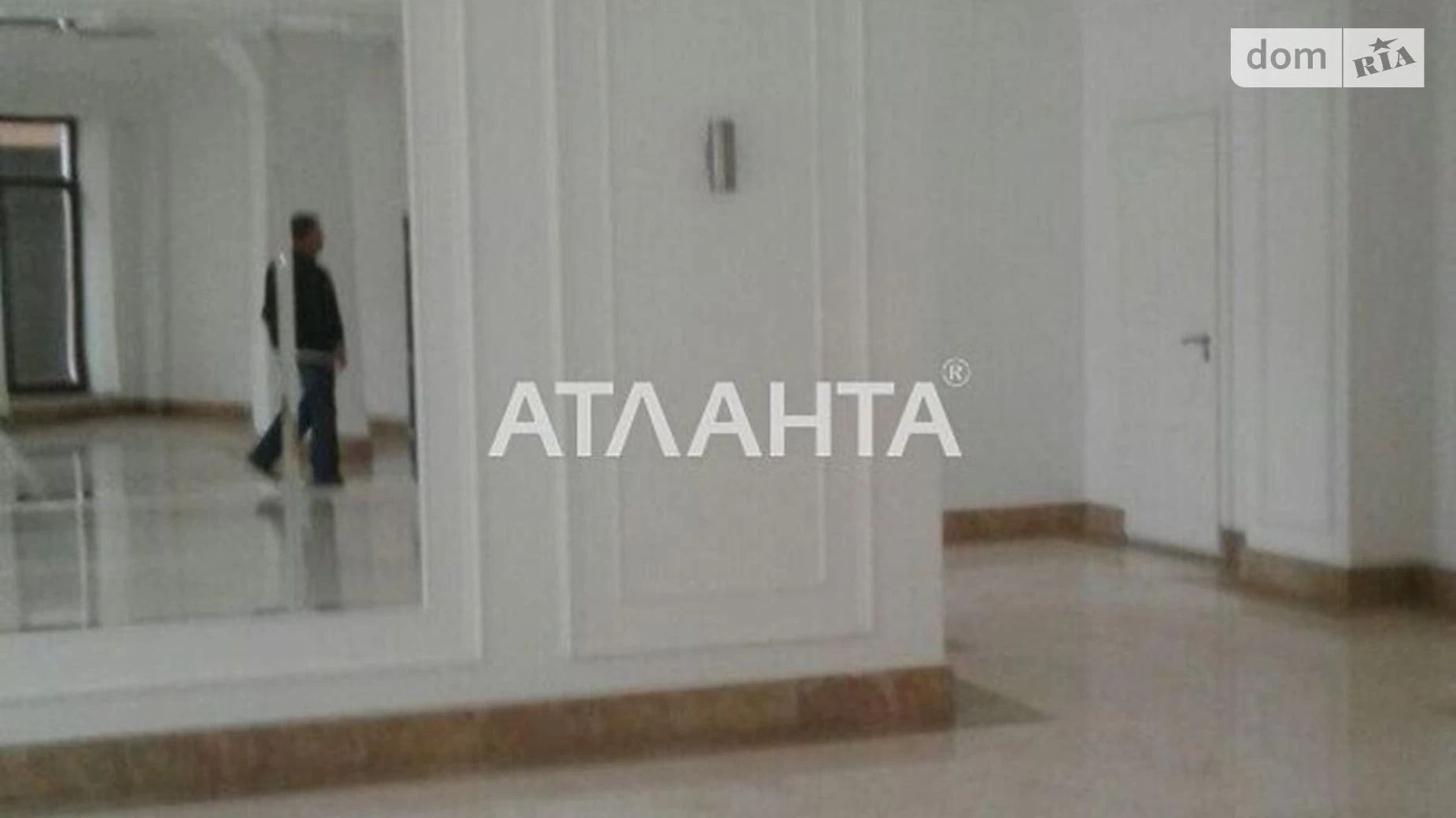 Продается 3-комнатная квартира 125 кв. м в Одессе, спуск Военный, 13А