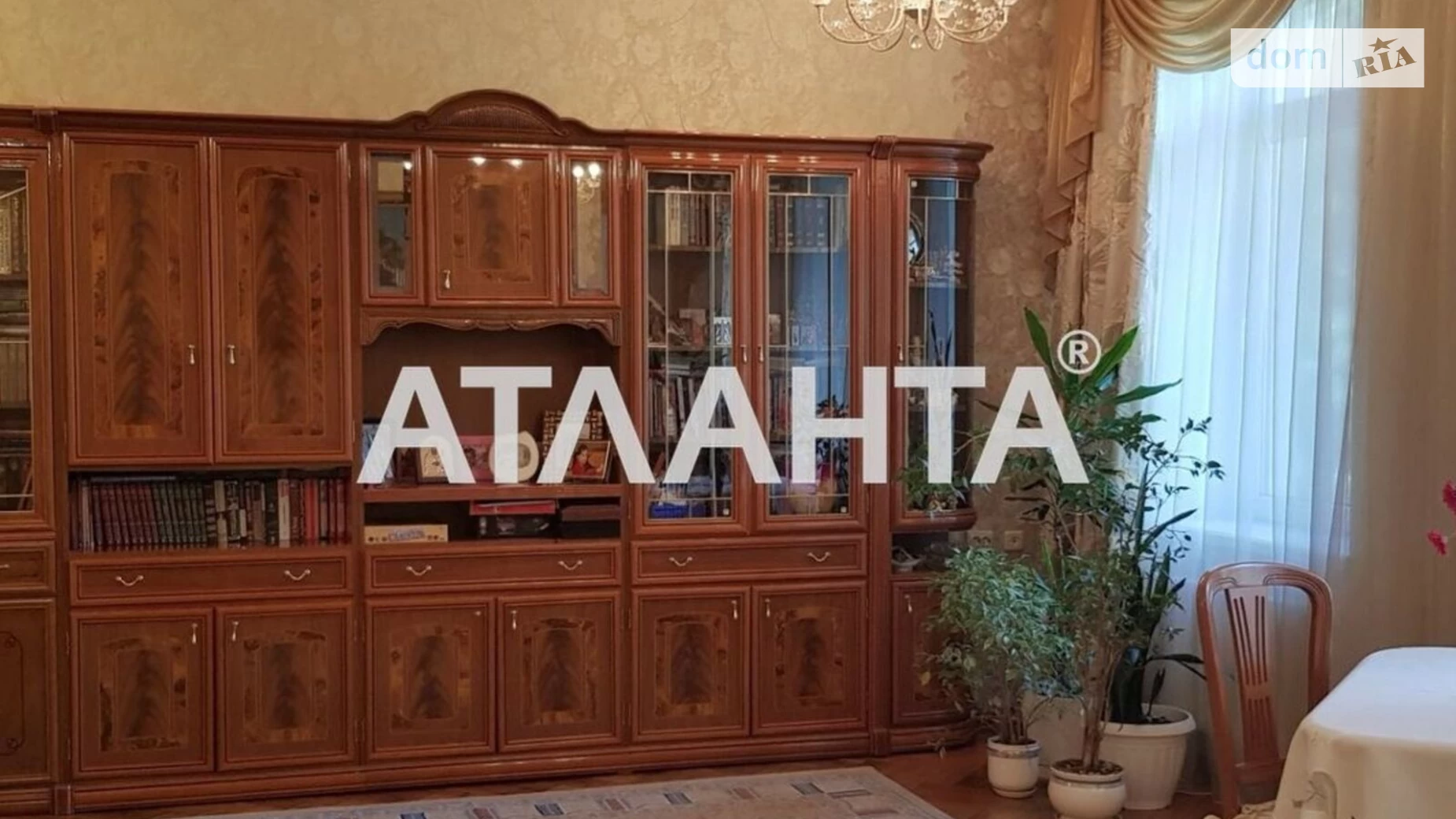 Продается 5-комнатная квартира 220 кв. м в Одессе, пер. Маяковского