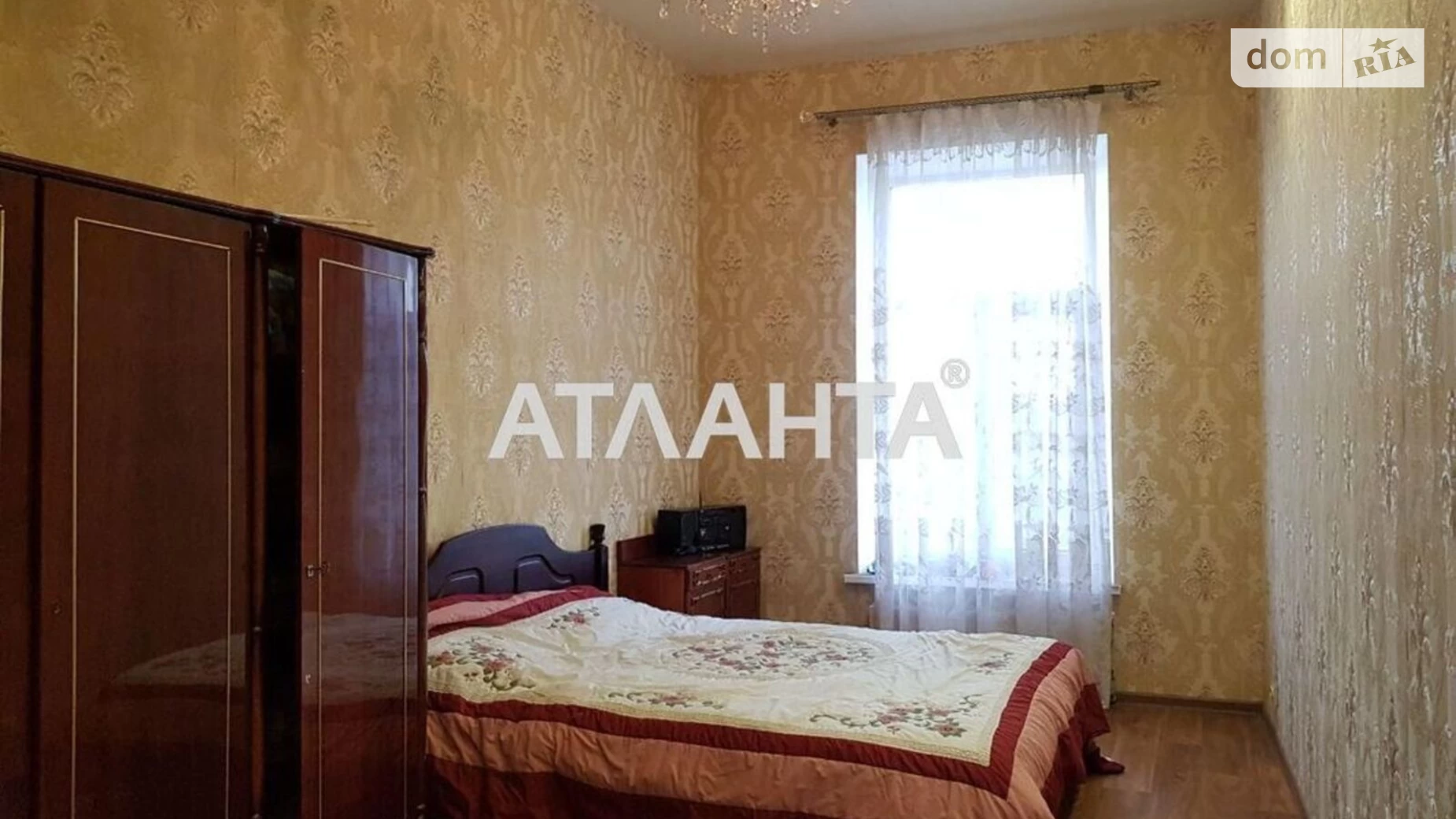 Продається 3-кімнатна квартира 72 кв. м у Одесі, вул. Приморська