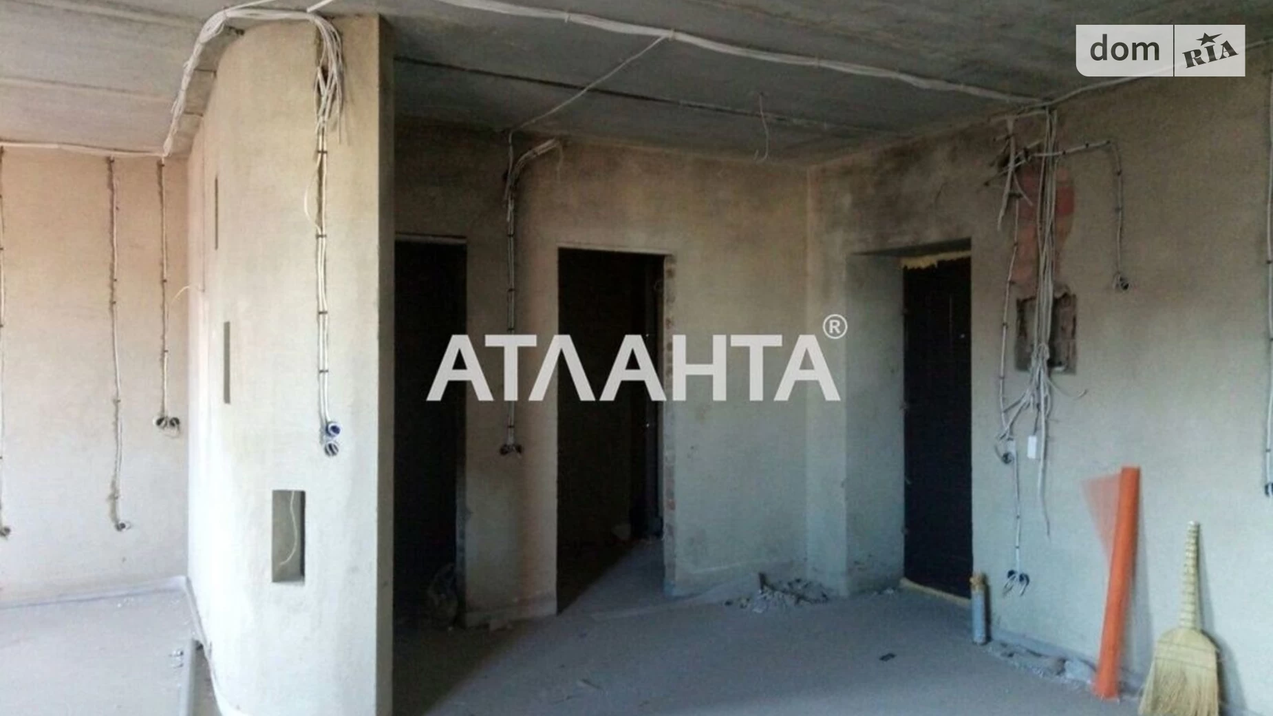 Продается 3-комнатная квартира 97 кв. м в Черноморске, ул. Парусная - фото 2