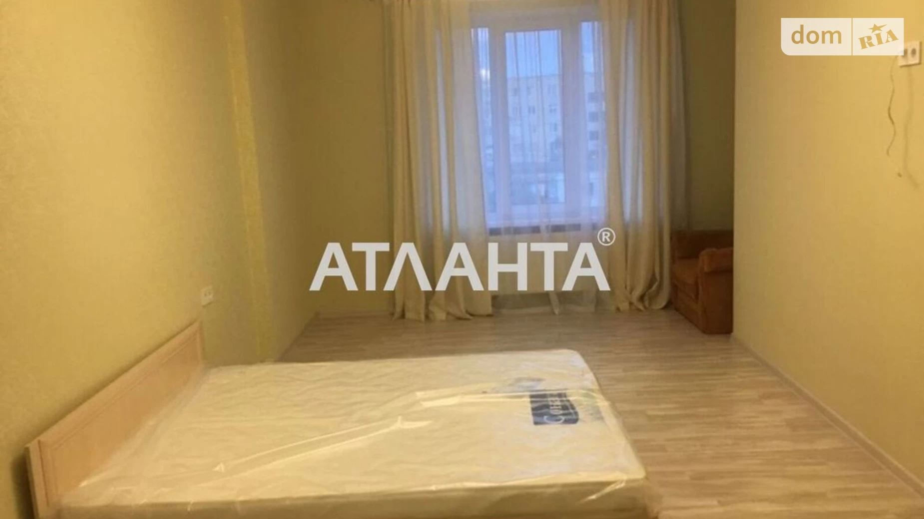 Продается 1-комнатная квартира 65 кв. м в Черноморске, ул. Парусная - фото 3