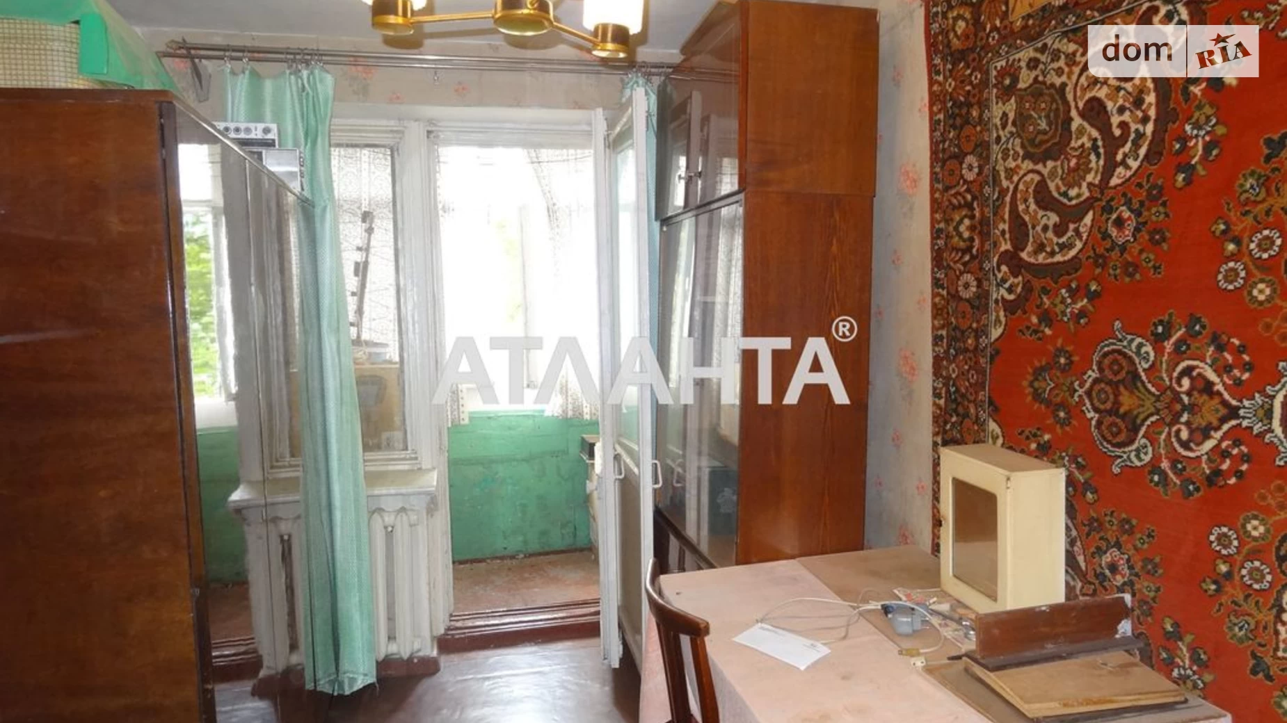 Продається 3-кімнатна квартира 58.3 кв. м у Одесі, просп. Академіка Глушка