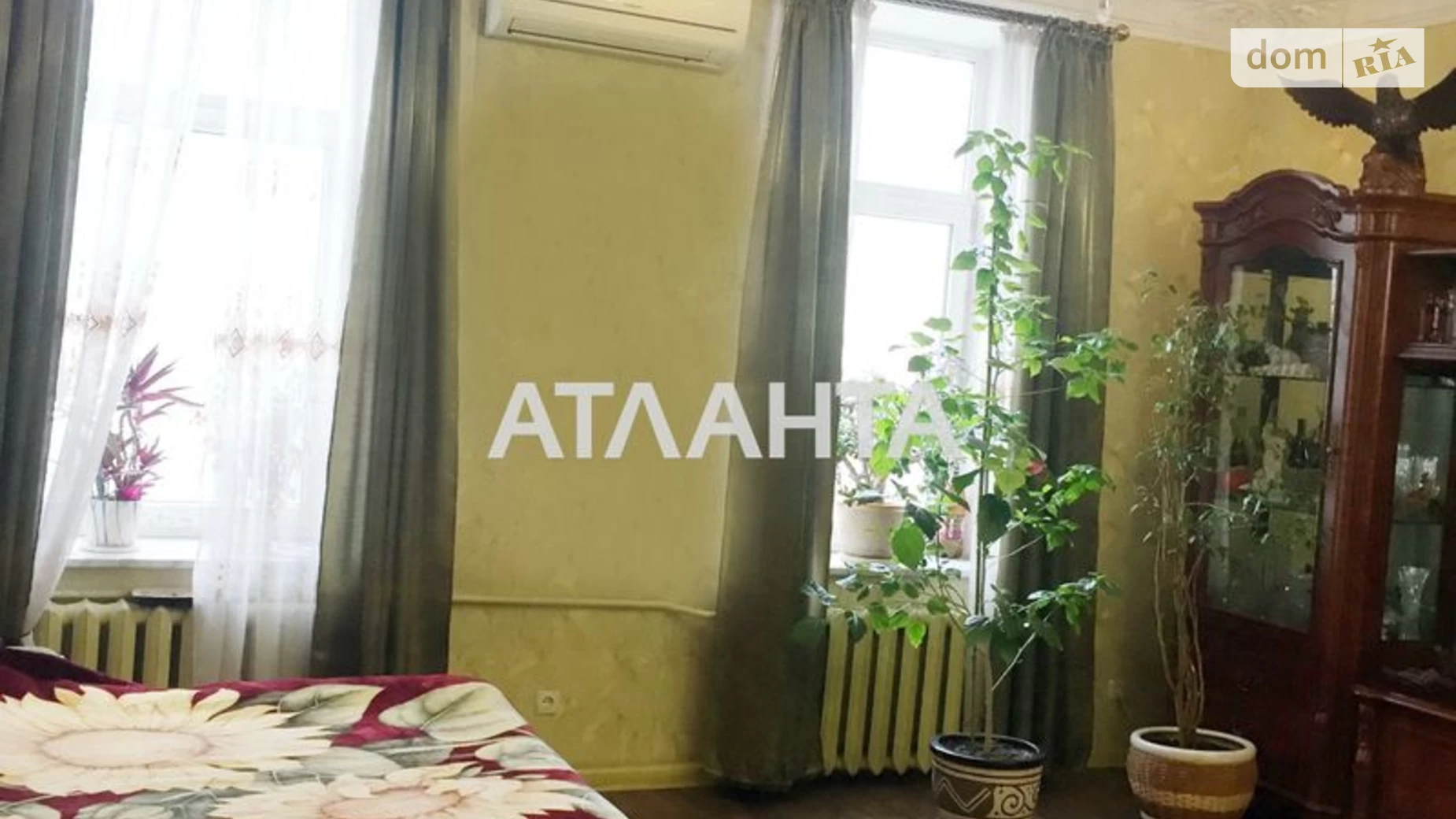 Продается 3-комнатная квартира 115 кв. м в Одессе, ул. Утесова