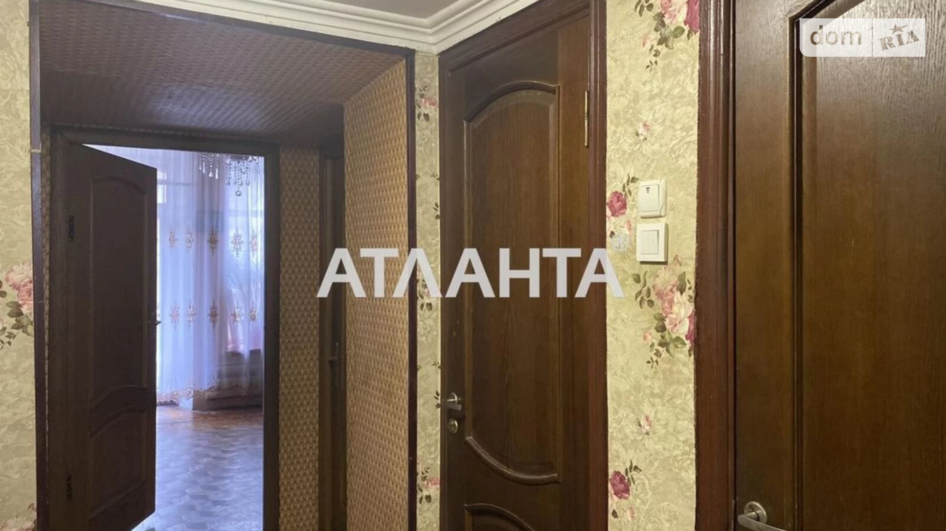Продается 3-комнатная квартира 60 кв. м в Одессе, ул. Градоначальницкая