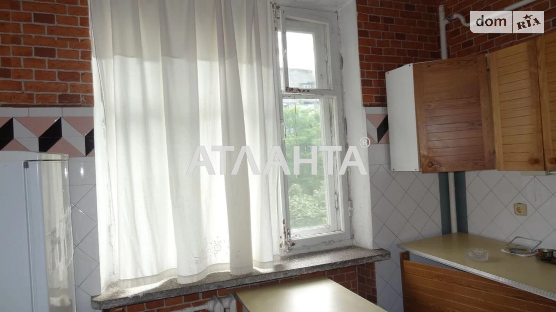 Продается 3-комнатная квартира 75.7 кв. м в Одессе