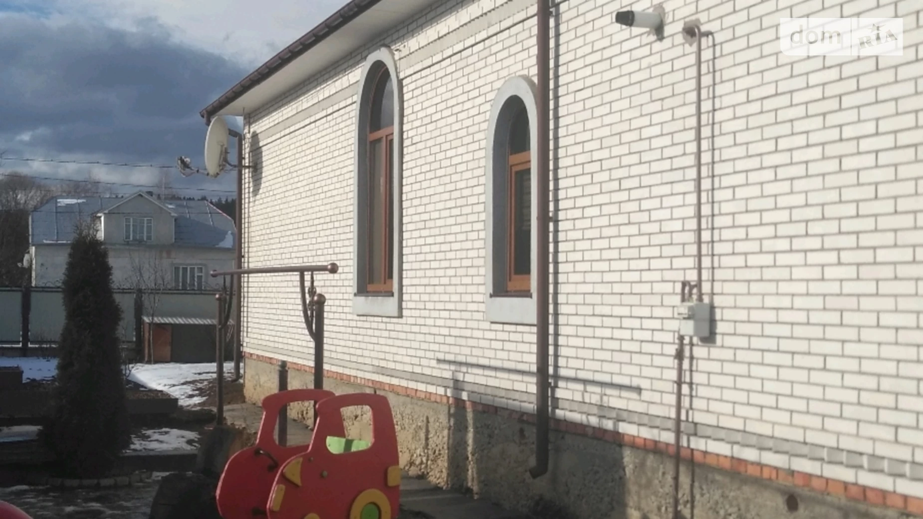 Продается одноэтажный дом 224 кв. м с балконом, цена: 80000 $ - фото 4