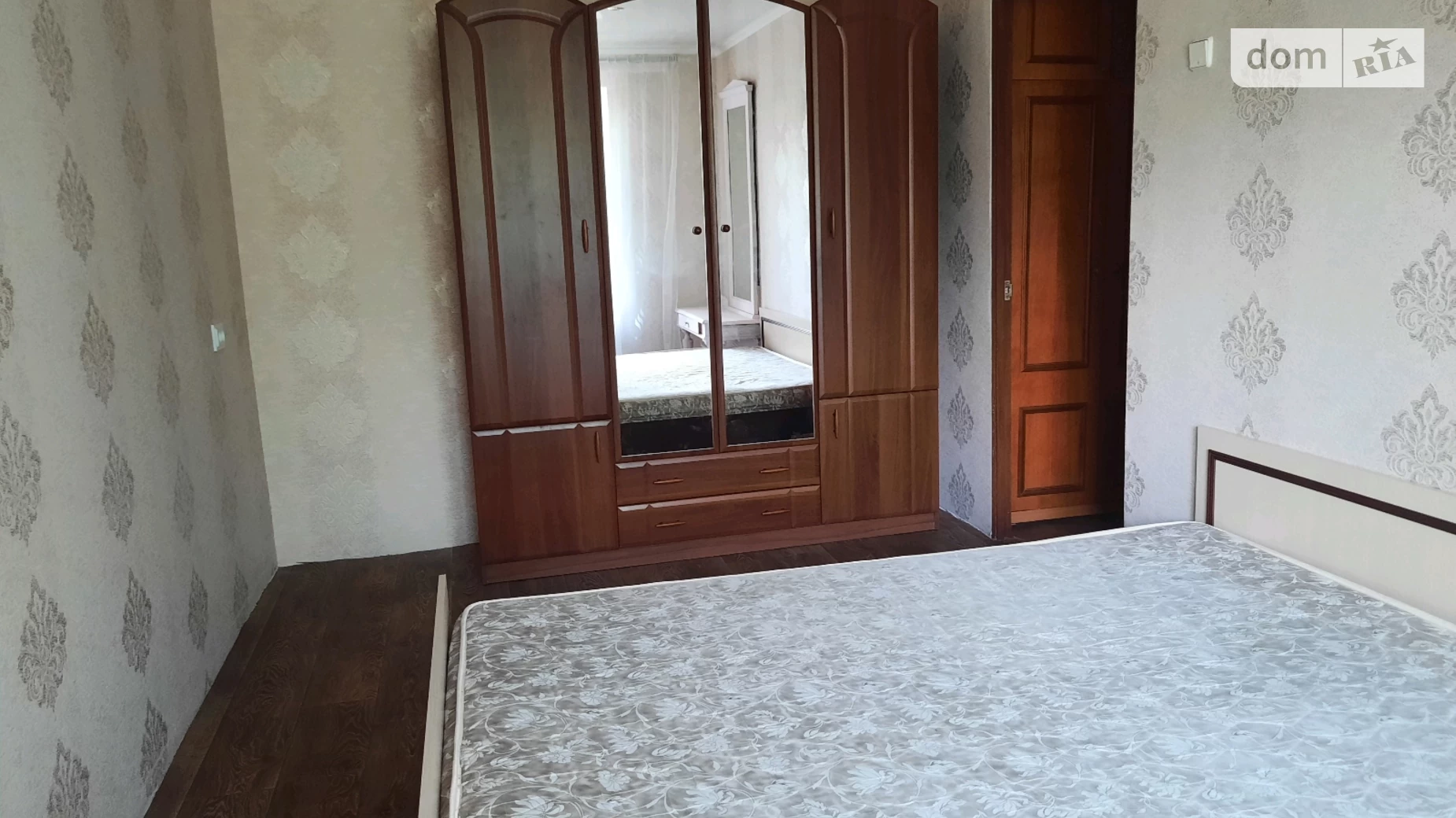 Сдается в аренду 2-комнатная квартира 55 кв. м в Днепре, ул. Квартальная(Гладкова) - фото 2