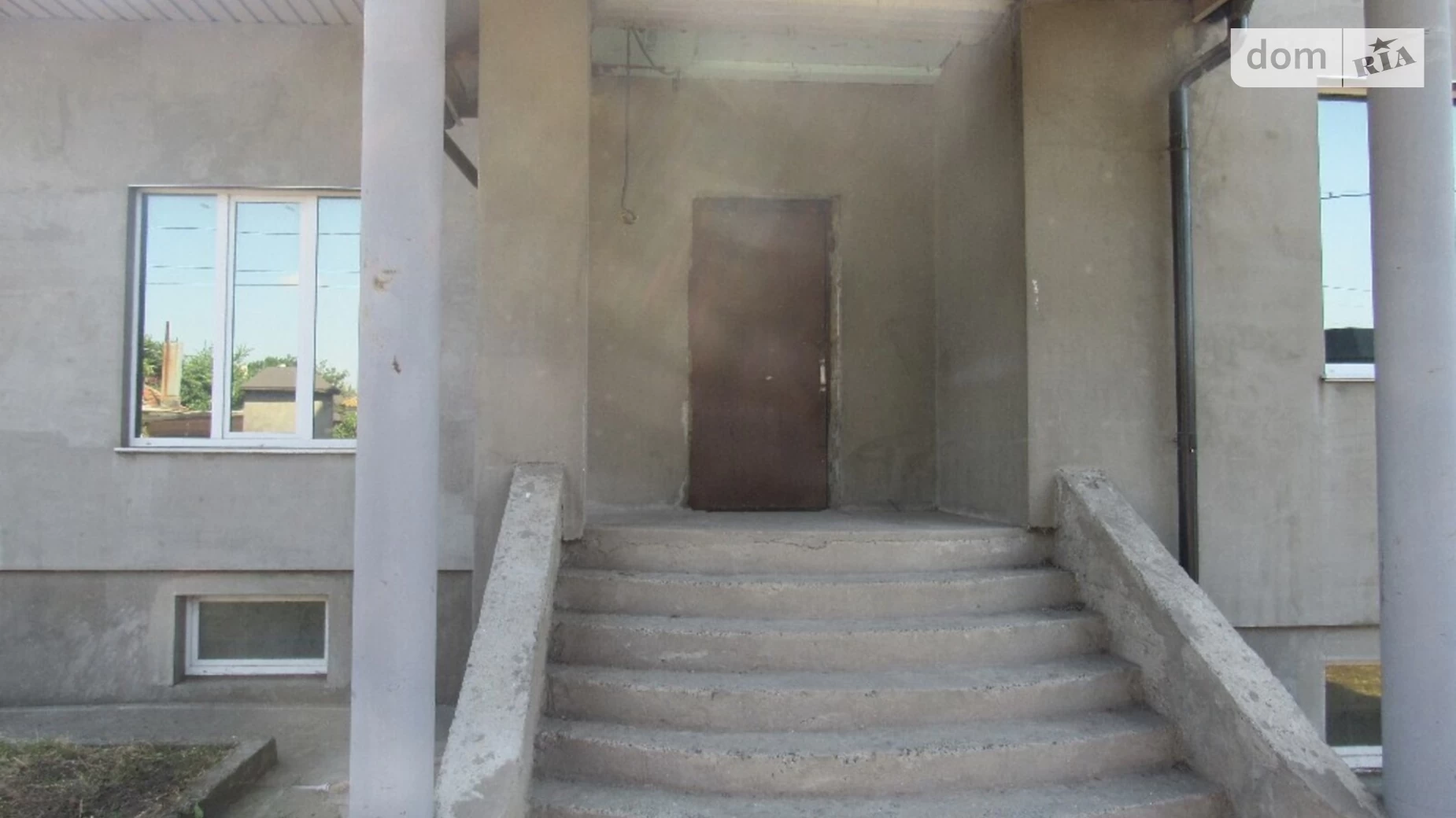 Продается дом на 2 этажа 384 кв. м с гаражом, цена: 120000 $ - фото 3