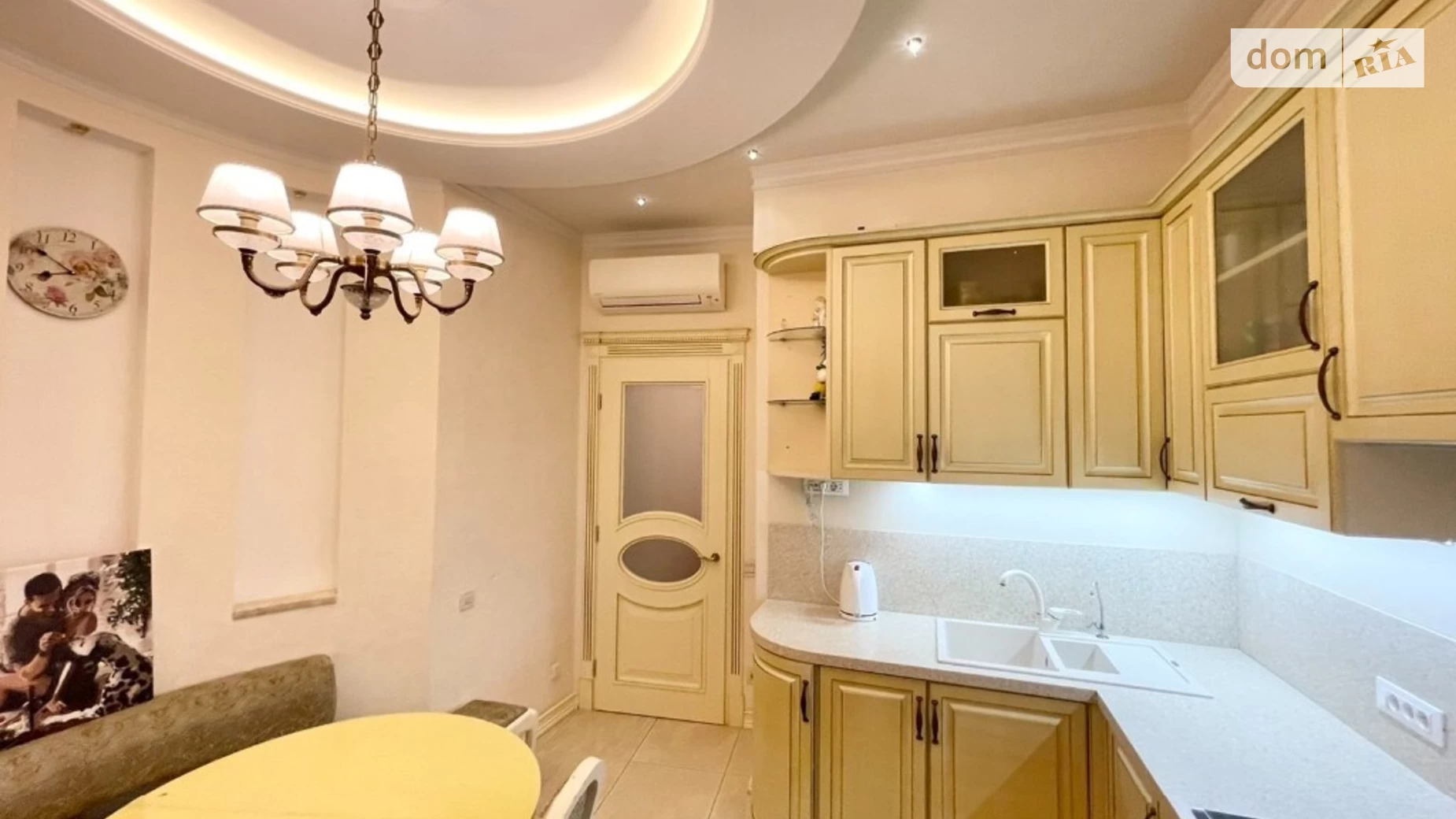 Продается 2-комнатная квартира 74 кв. м в Одессе, плато Гагаринское, 5А - фото 3