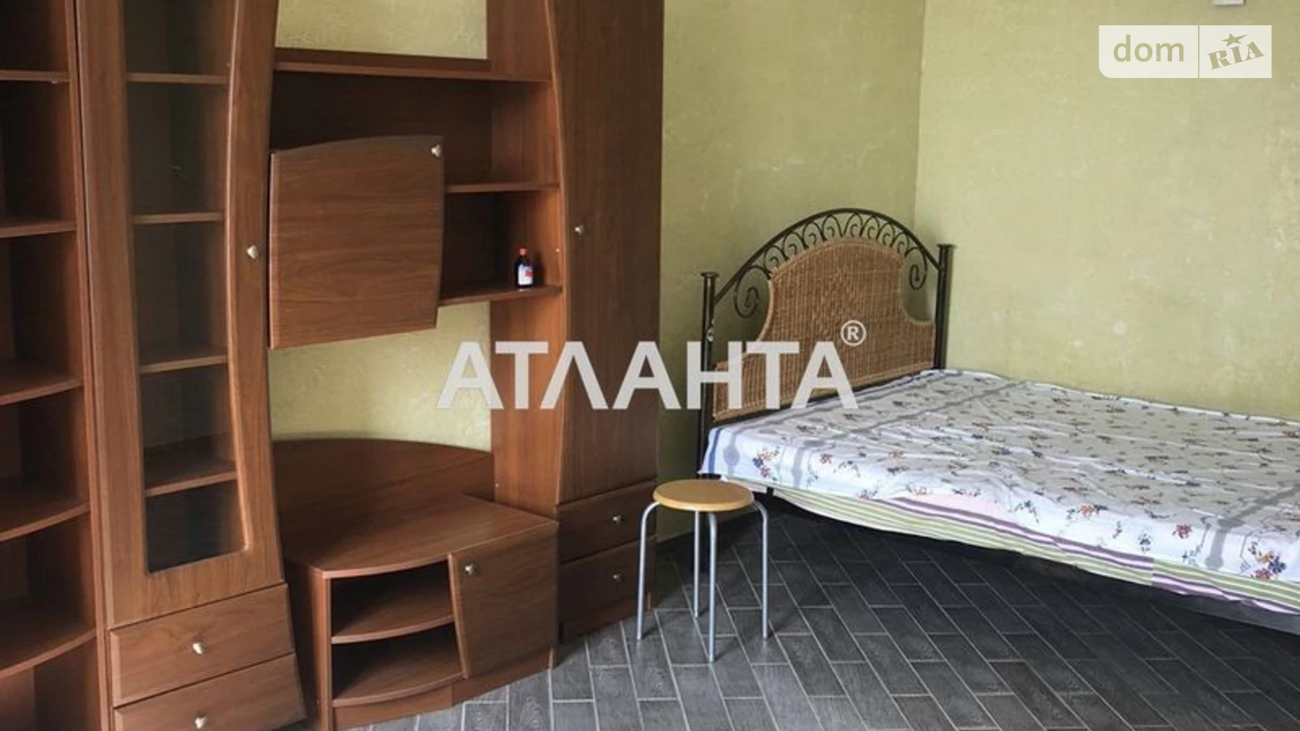 Продается 2-комнатная квартира 68 кв. м в Одессе, ул. Парковая