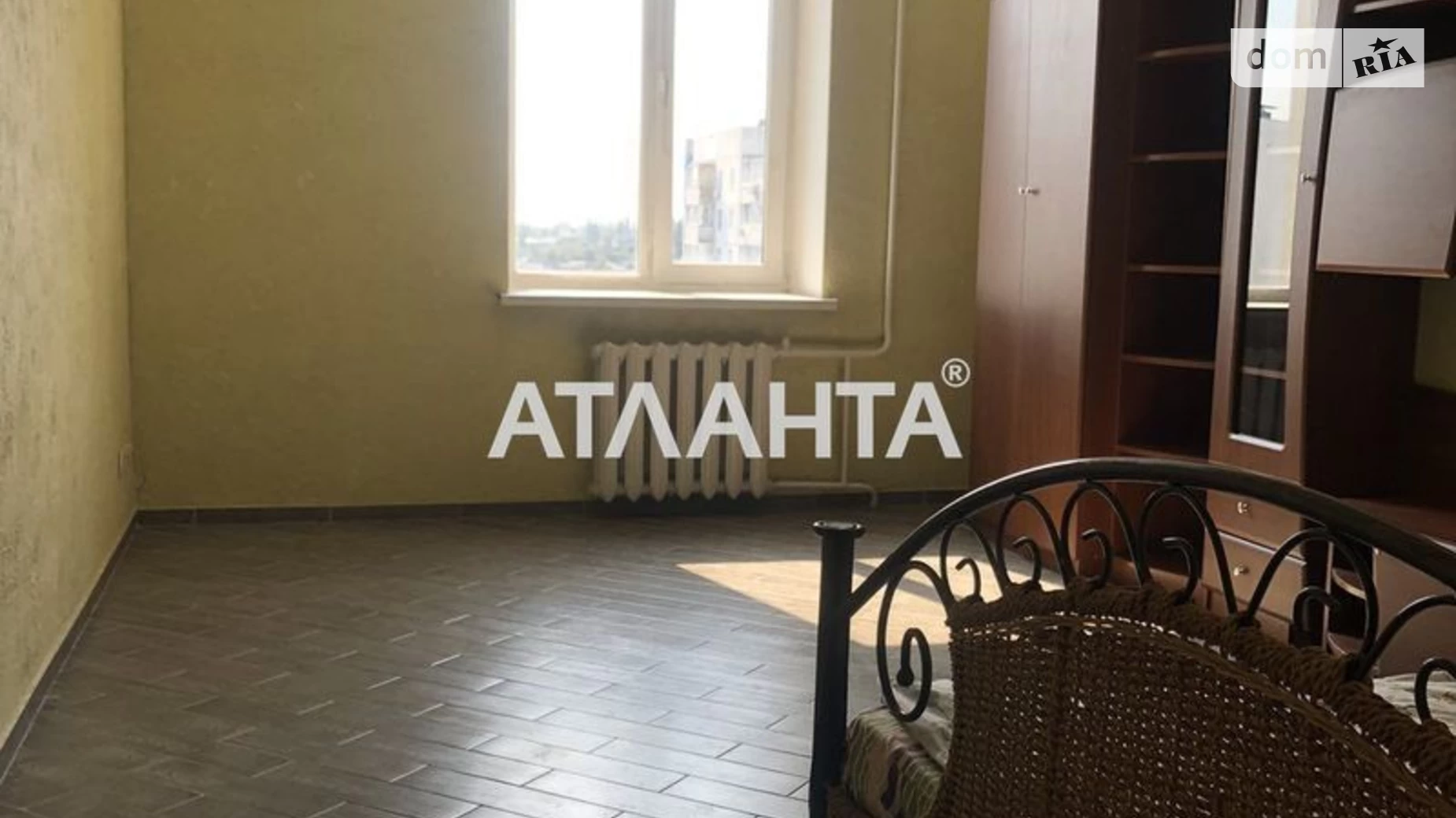 Продається 2-кімнатна квартира 68 кв. м у Одесі, вул. Паркова