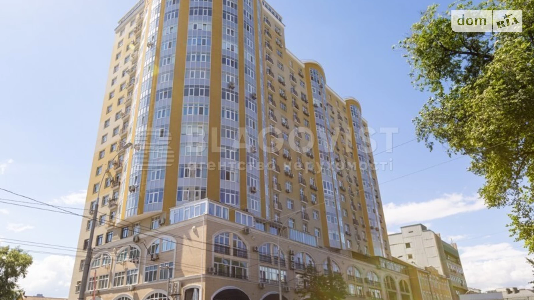 Продается 4-комнатная квартира 170 кв. м в Киеве, ул. Антоновича(Горького), 72