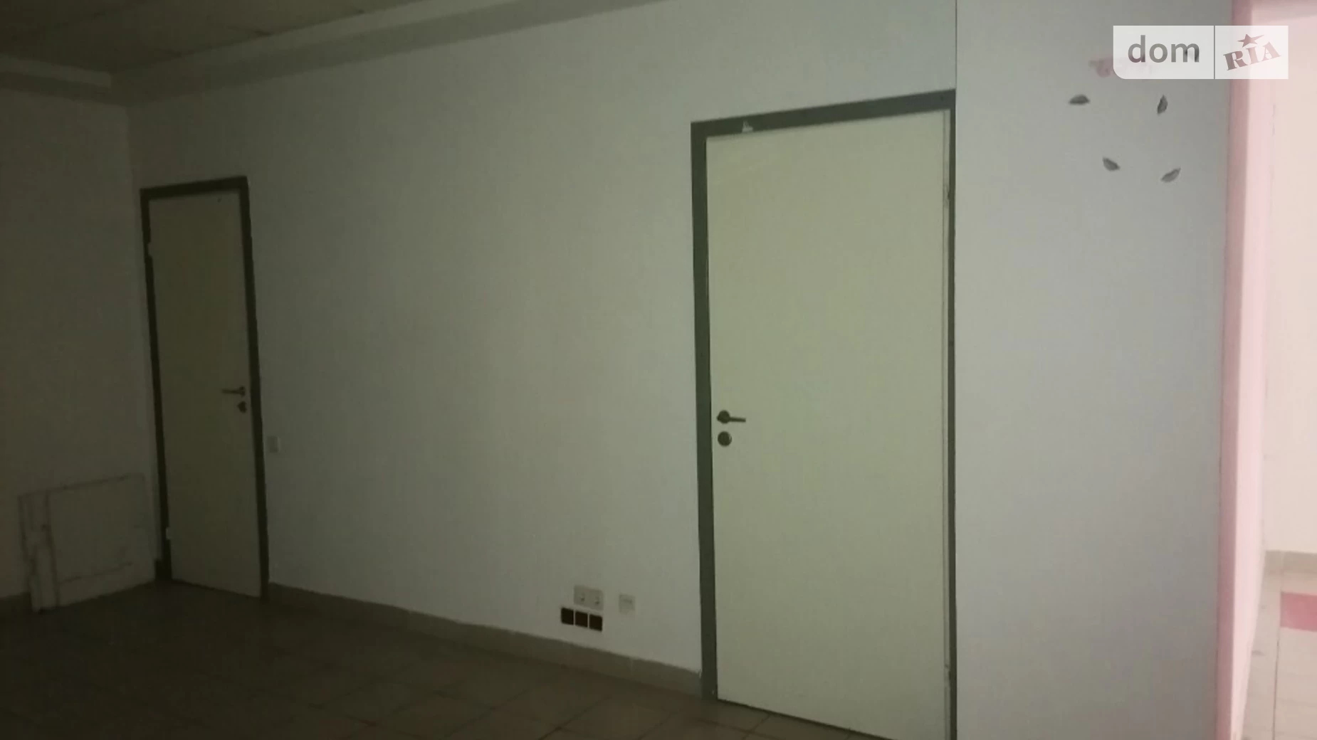 Продается объект сферы услуг 54 кв. м в 5-этажном здании, цена: 50000 $ - фото 2